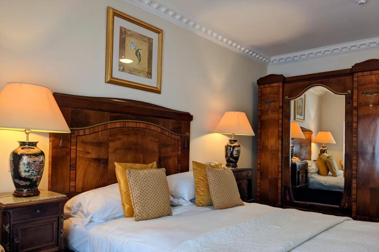 Foley'S Townhouse Killarney Hotel Eksteriør billede
