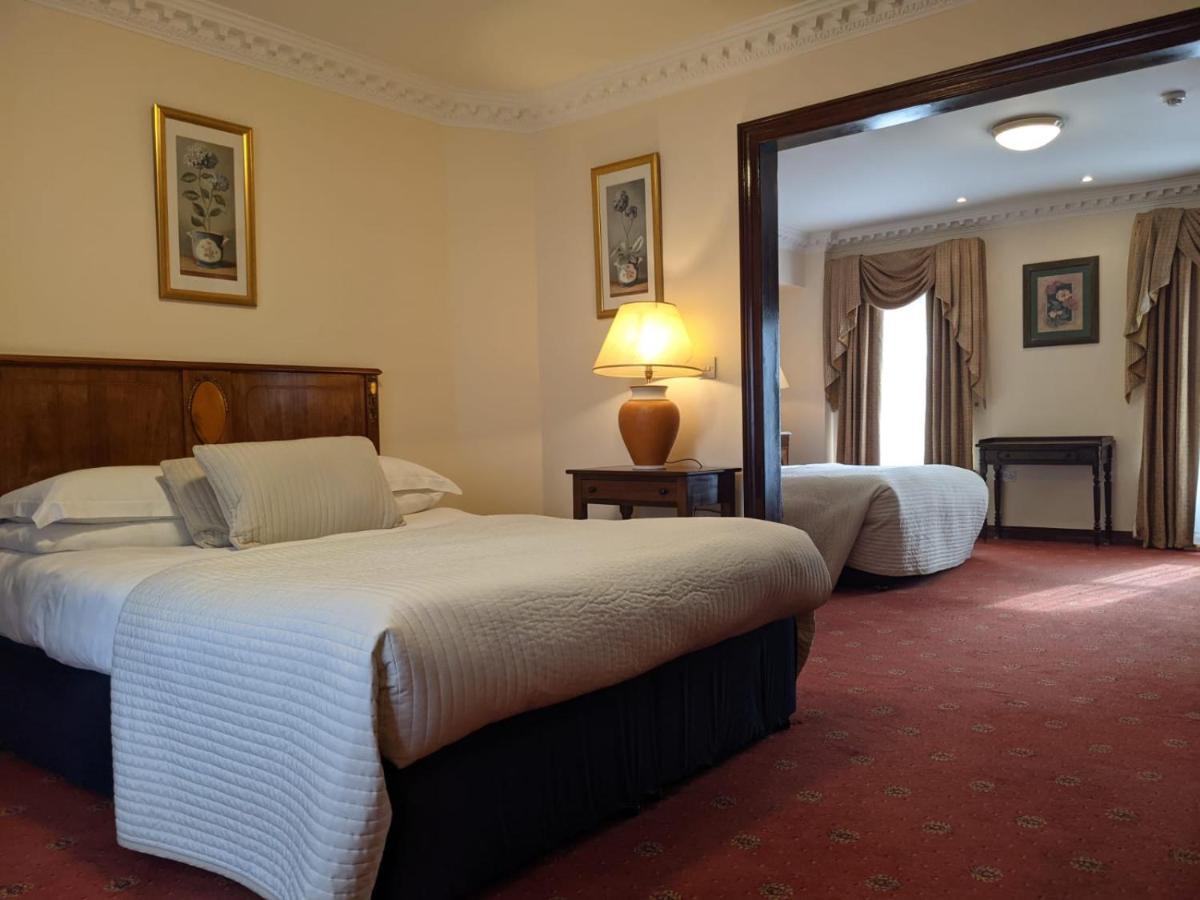 Foley'S Townhouse Killarney Hotel Eksteriør billede