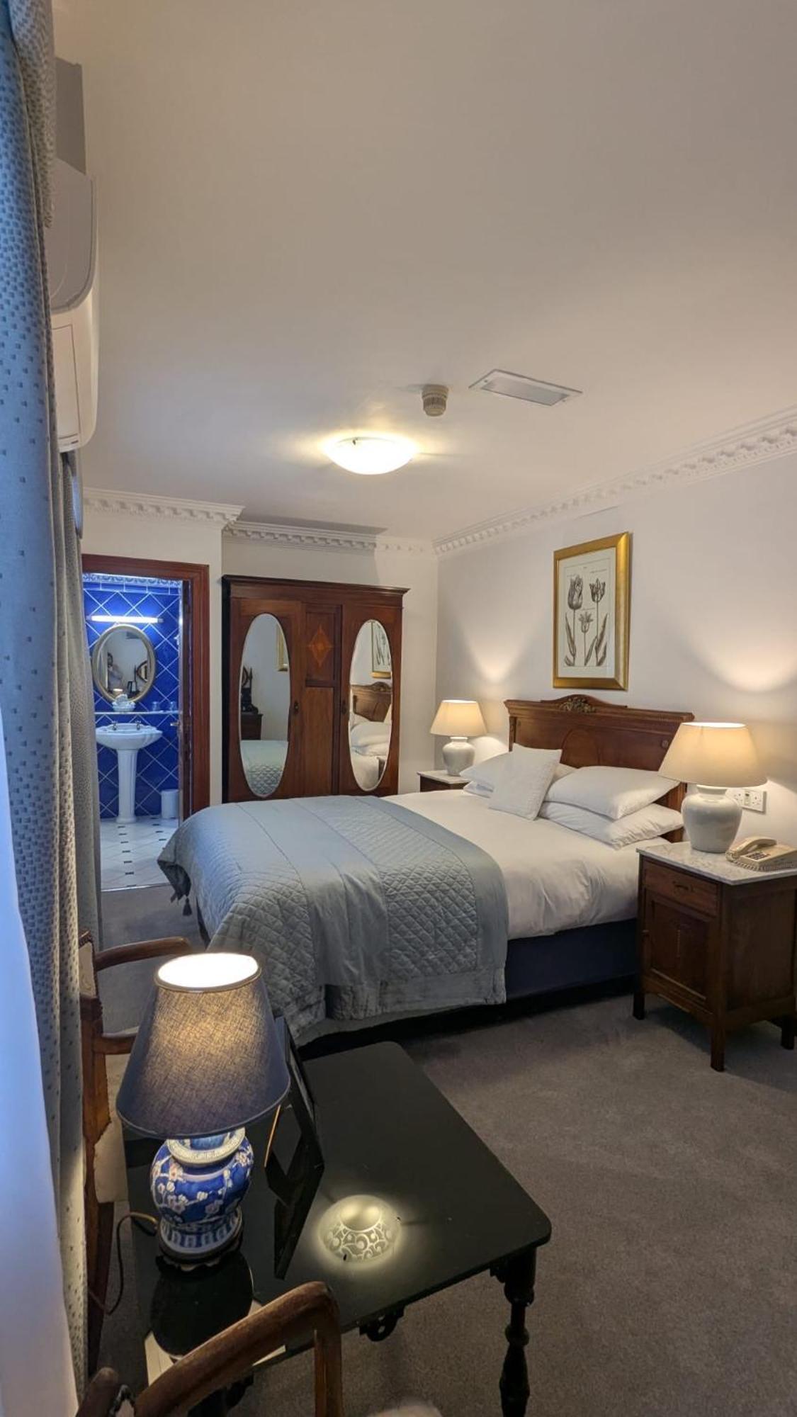 Foley'S Townhouse Killarney Hotel Eksteriør billede