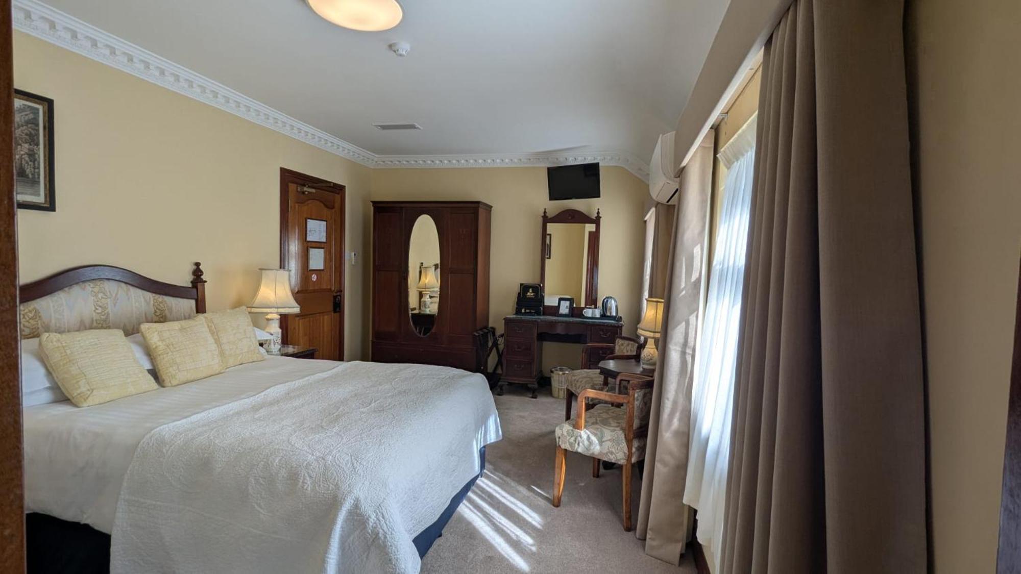 Foley'S Townhouse Killarney Hotel Eksteriør billede
