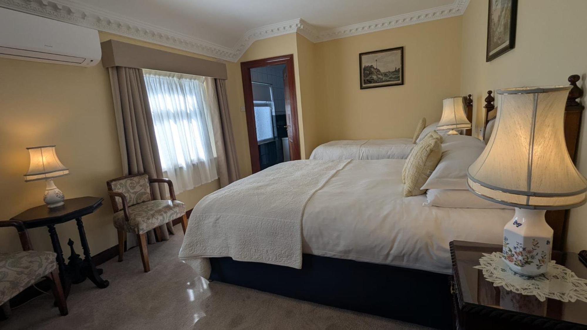 Foley'S Townhouse Killarney Hotel Eksteriør billede